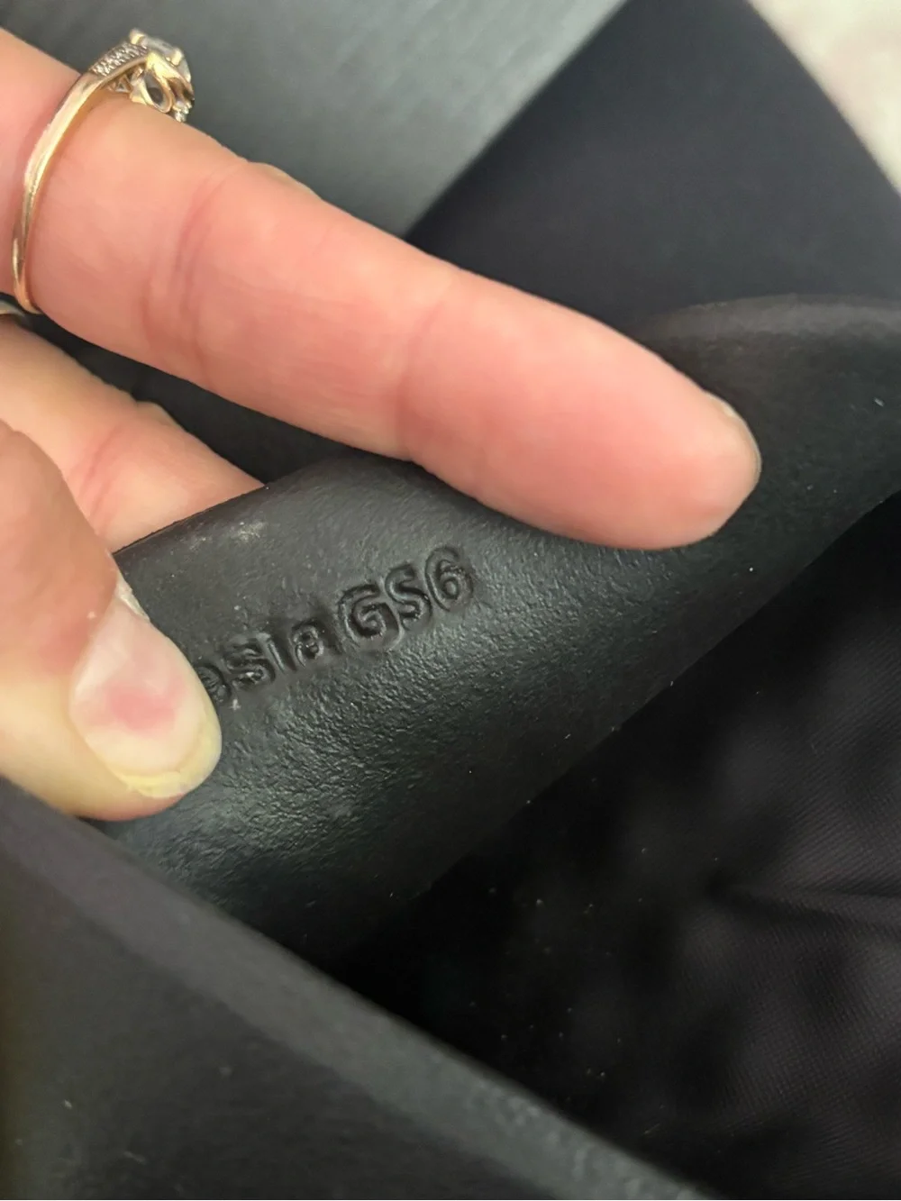 Nike Calm 2.0 Black Slides Youth 6